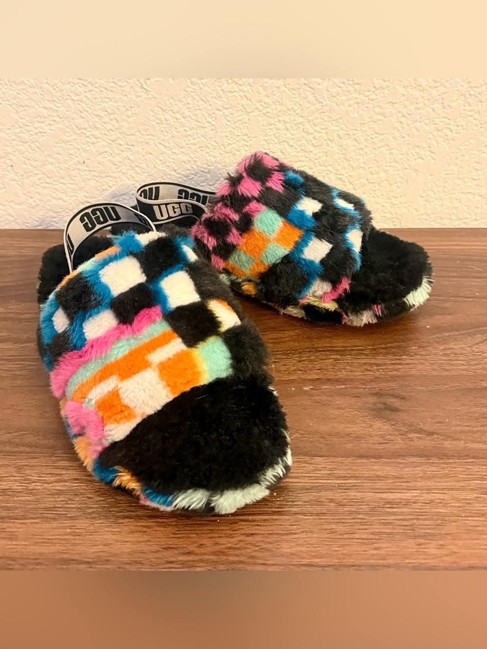 UGG Fluff Yeah Multi Color Rainbow Checkered Slipper Shoes Women’s Size 7